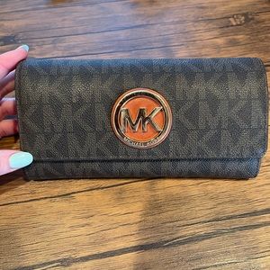 Michael Kors wallet